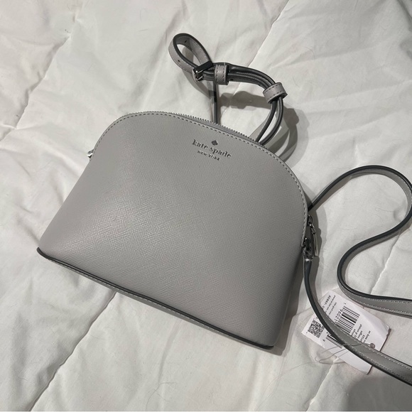 Kate Spade Purse - Picture 1 of 6